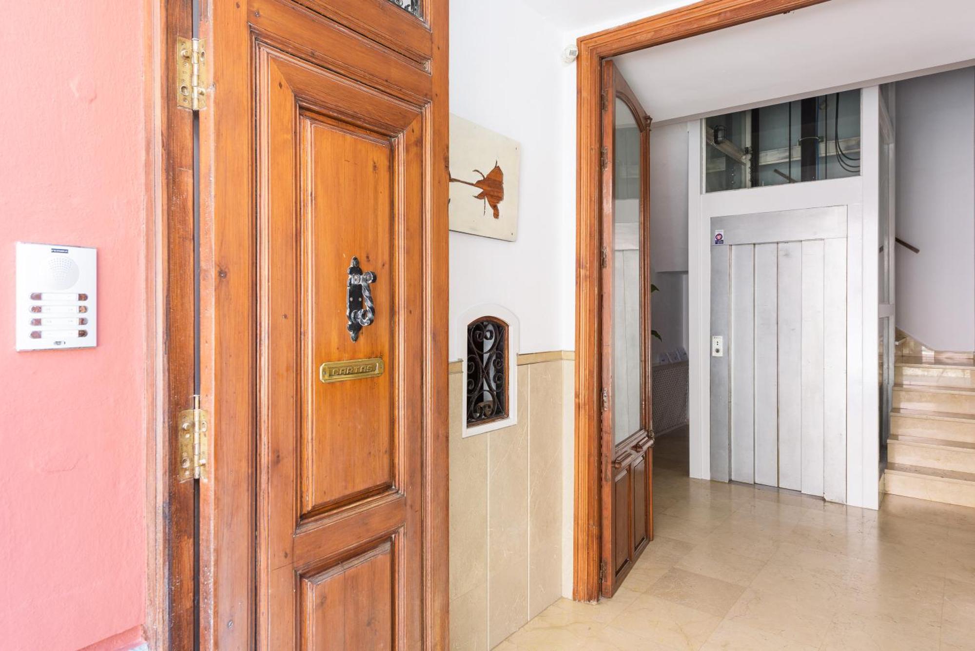 Apartamento Trinidad Grund Centro Málaga Exterior foto